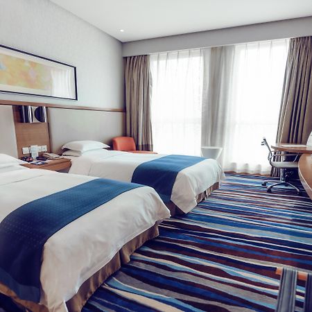 Holiday Inn Express Chongqing Guanyinqiao By Ihg Luaran gambar