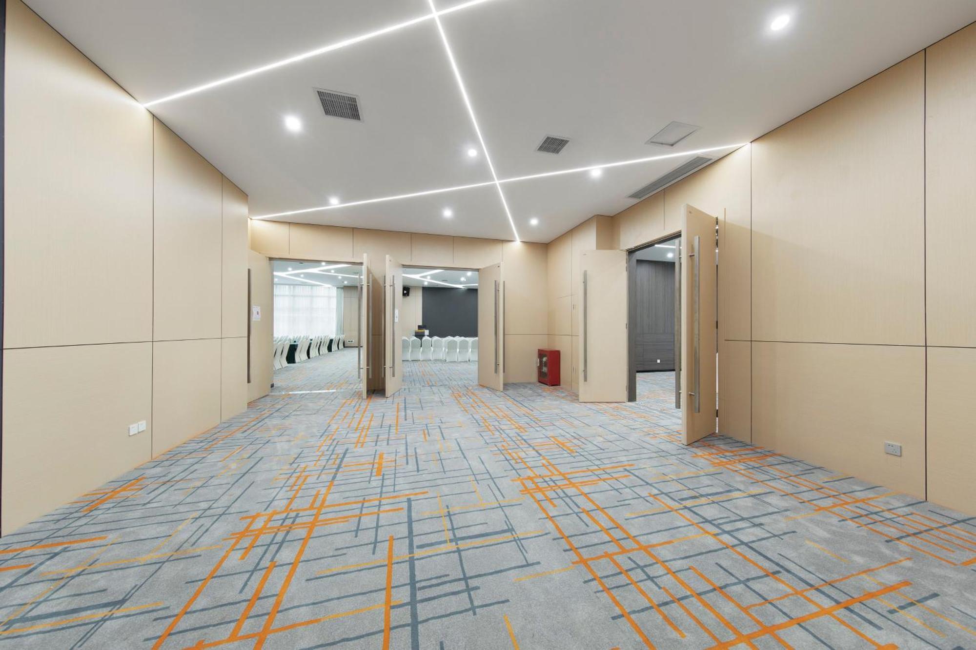 Holiday Inn Express Chongqing Guanyinqiao By Ihg Luaran gambar