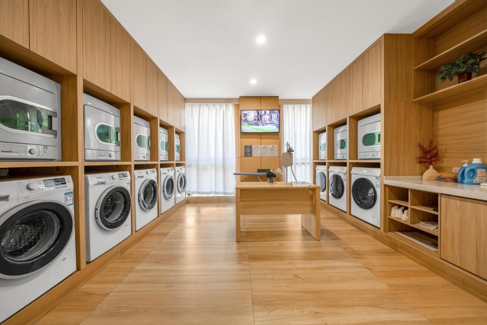 Holiday Inn Express Chongqing Guanyinqiao By Ihg Luaran gambar